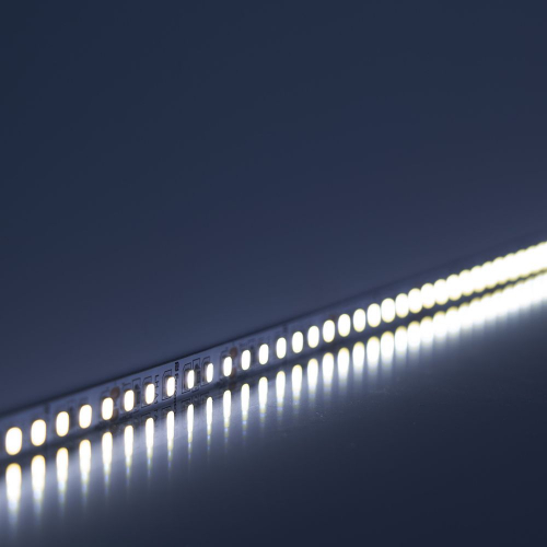 Светодиодная LED лента Feron LS502, 180SMD(2835)/м 16Вт/м 24V 5000*10*1.22мм 6000К 41529 в г. Санкт-Петербург 