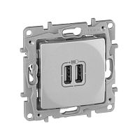 672494 Розетка USB 2-м СП 2мод. Etika 240В/5В 2400мА механизм алюм. IEK 