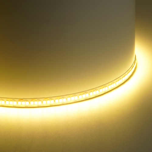 Светодиодная LED лента Feron LS617, 240SMD(2835)/м 19Вт/м 12V 5000*10*1.22мм 3000К, IP20 48826 в г. Санкт-Петербург  фото 4