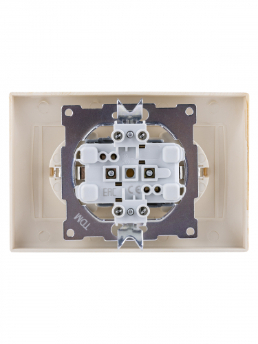Розетка двойная 2П+З 16А 250В сосна "Лама" TDM в г. Санкт-Петербург  фото 4