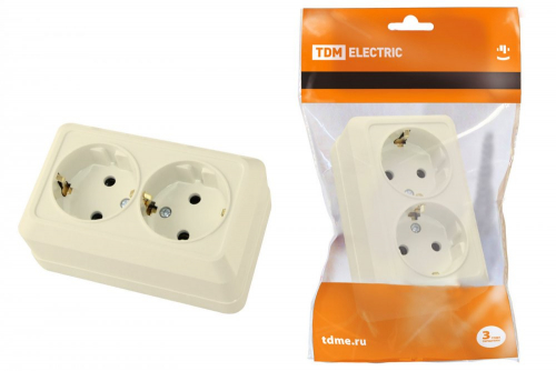 SQ1801-0213 Розетка двойная 2П+3 открытой установки IP20 16А 250В (керамика) сл. кость "Ладога" TDM