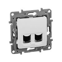 672254 Розетка компьютерная 2-м СП Etika RJ45 кат.6 UTP механизм бел. IEK 