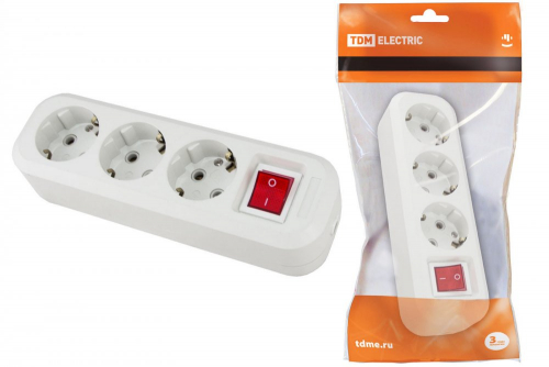 SQ1806-0017 Колодка розеточная 3 гнезда 2П+3 c выключателем 16А 250В белая TDM