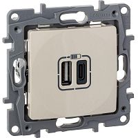672336 Устройство зарядное Etika с 2-мя USB разъемами A и C 240В/5В 3000мА сл. кость IEK 